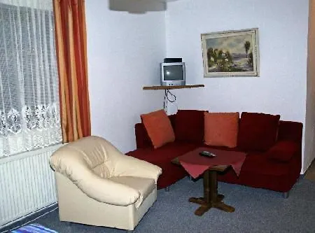 Gästehaus-pension Caroline Gasthof Berwang