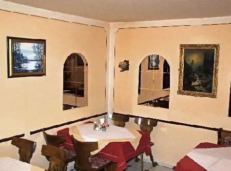 Gastehaus-pension Caroline *