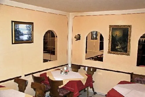 Gastehaus-pension Caroline *